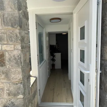 Balatura House *