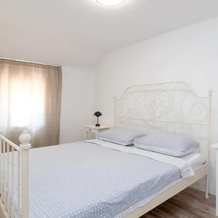 Balatura House
