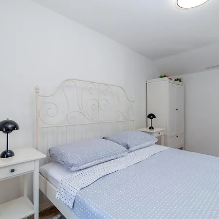 Balatura House *